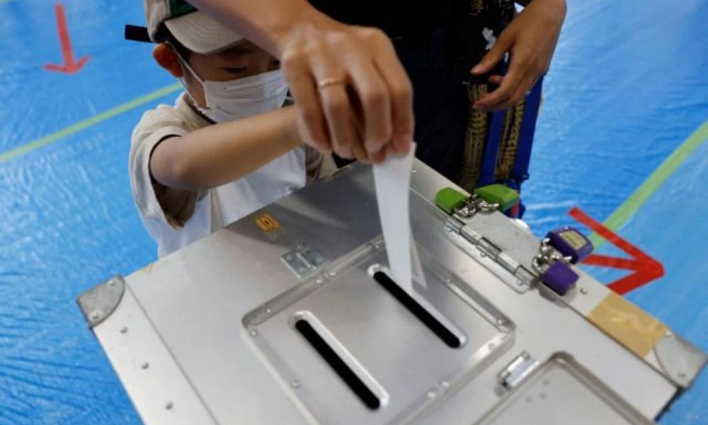 Ιαπωνία: Άνοιξαν οι κάλπες στη σκιά της δολοφονίας του Άμπε – Φαβορί το κυβερνών κόμμα